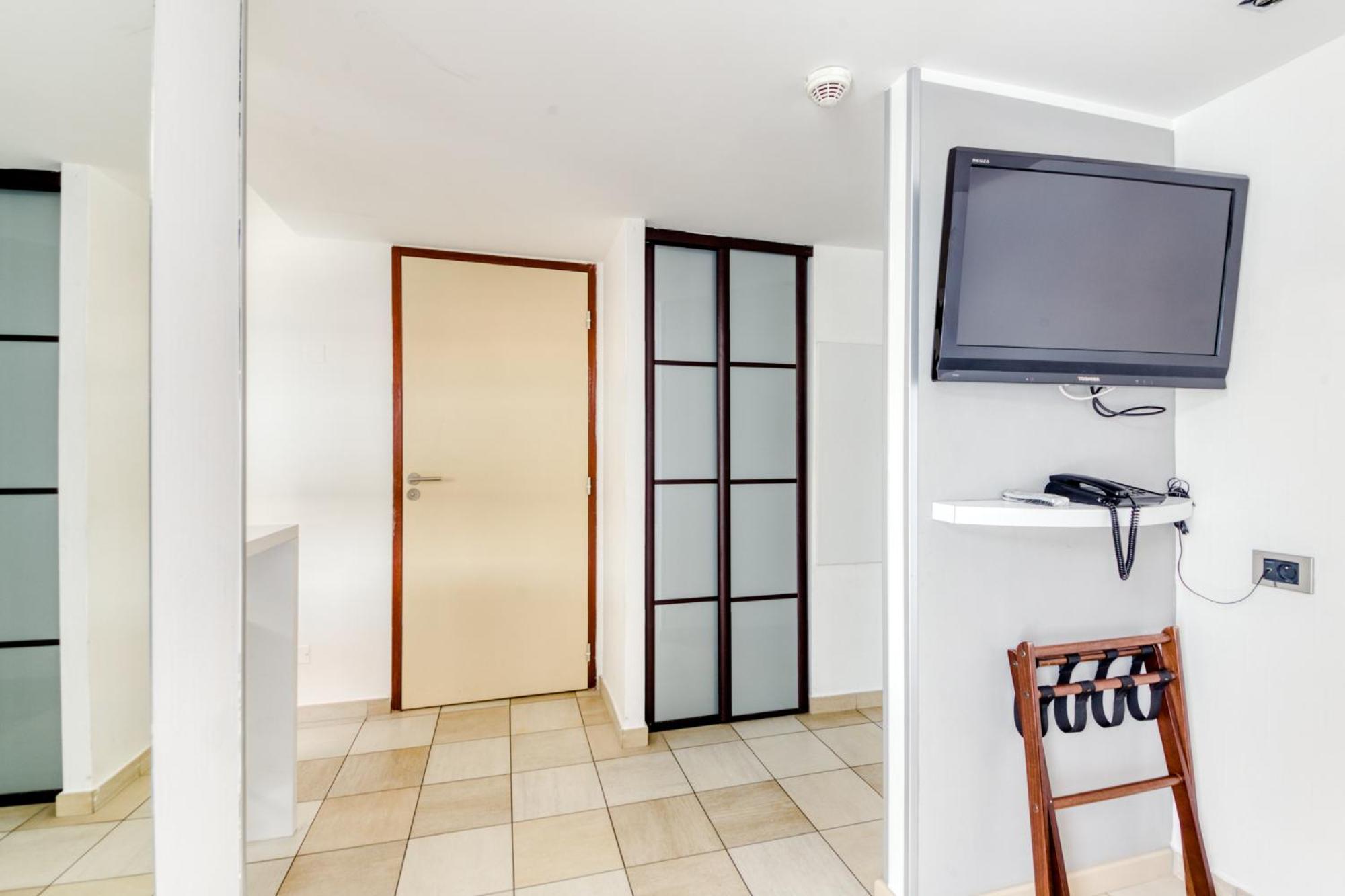 Hotel Villa D'Elsa 주앙레핑 외부 사진