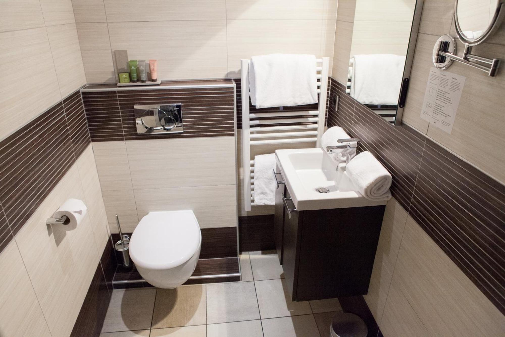 Hotel Villa D'Elsa 주앙레핑 외부 사진