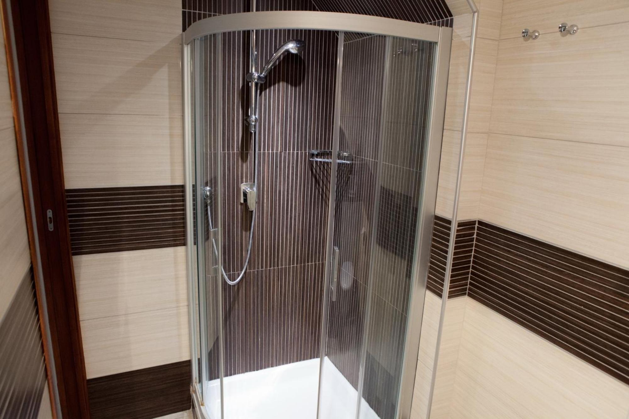 Hotel Villa D'Elsa 주앙레핑 외부 사진
