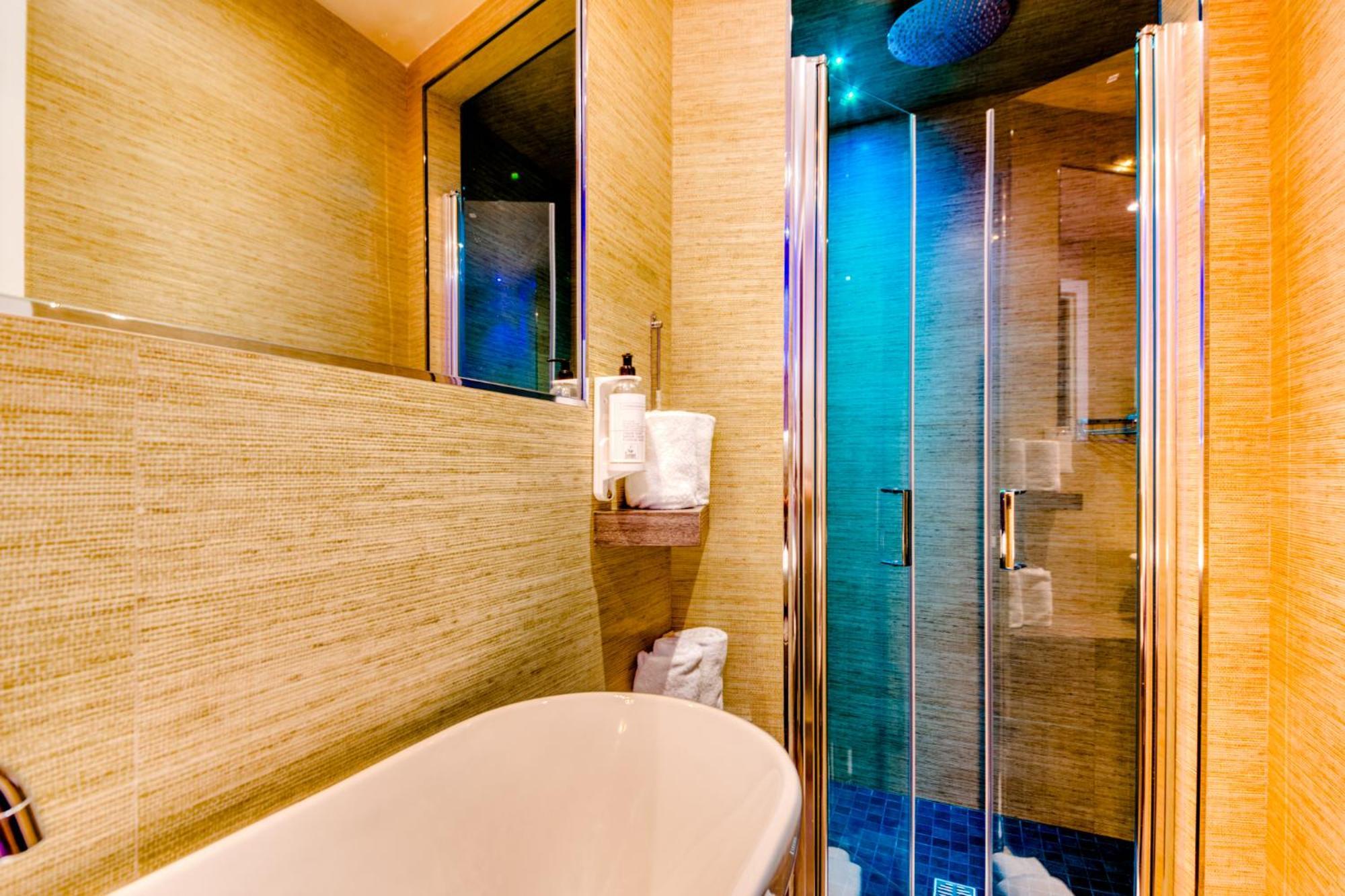 Hotel Villa D'Elsa 주앙레핑 외부 사진