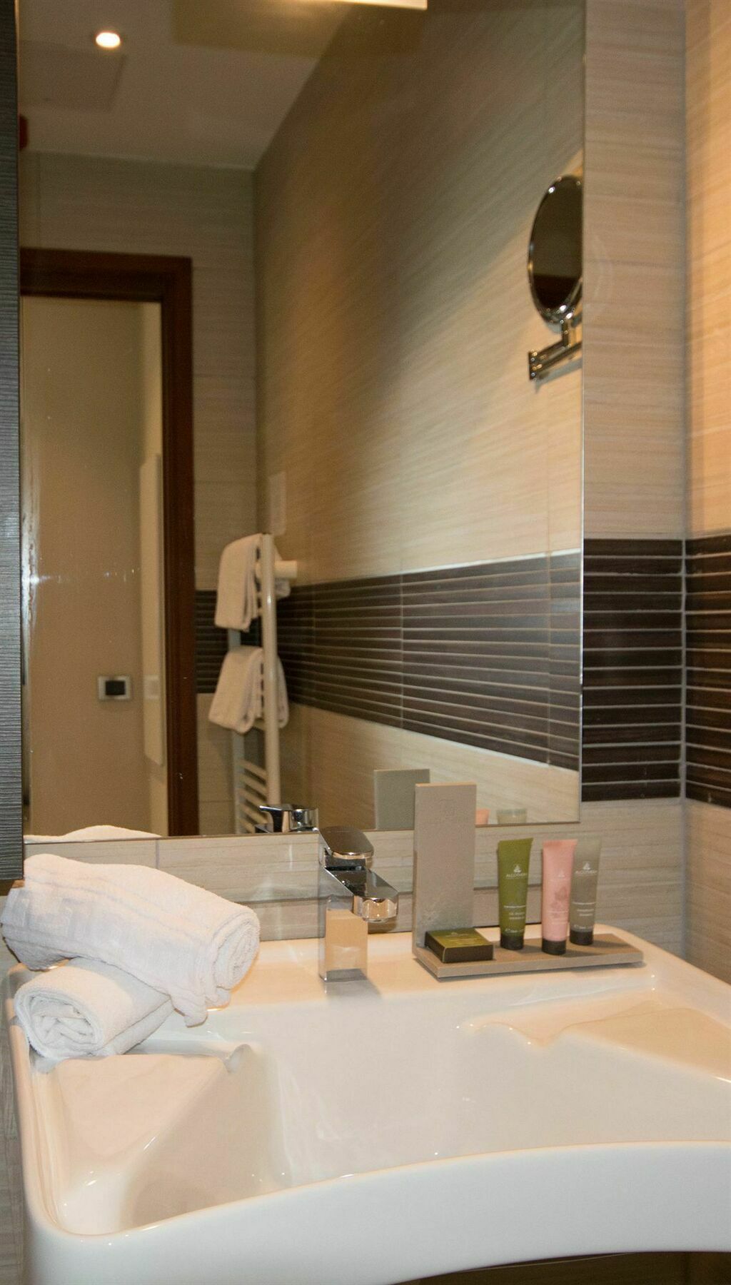 Hotel Villa D'Elsa 주앙레핑 외부 사진