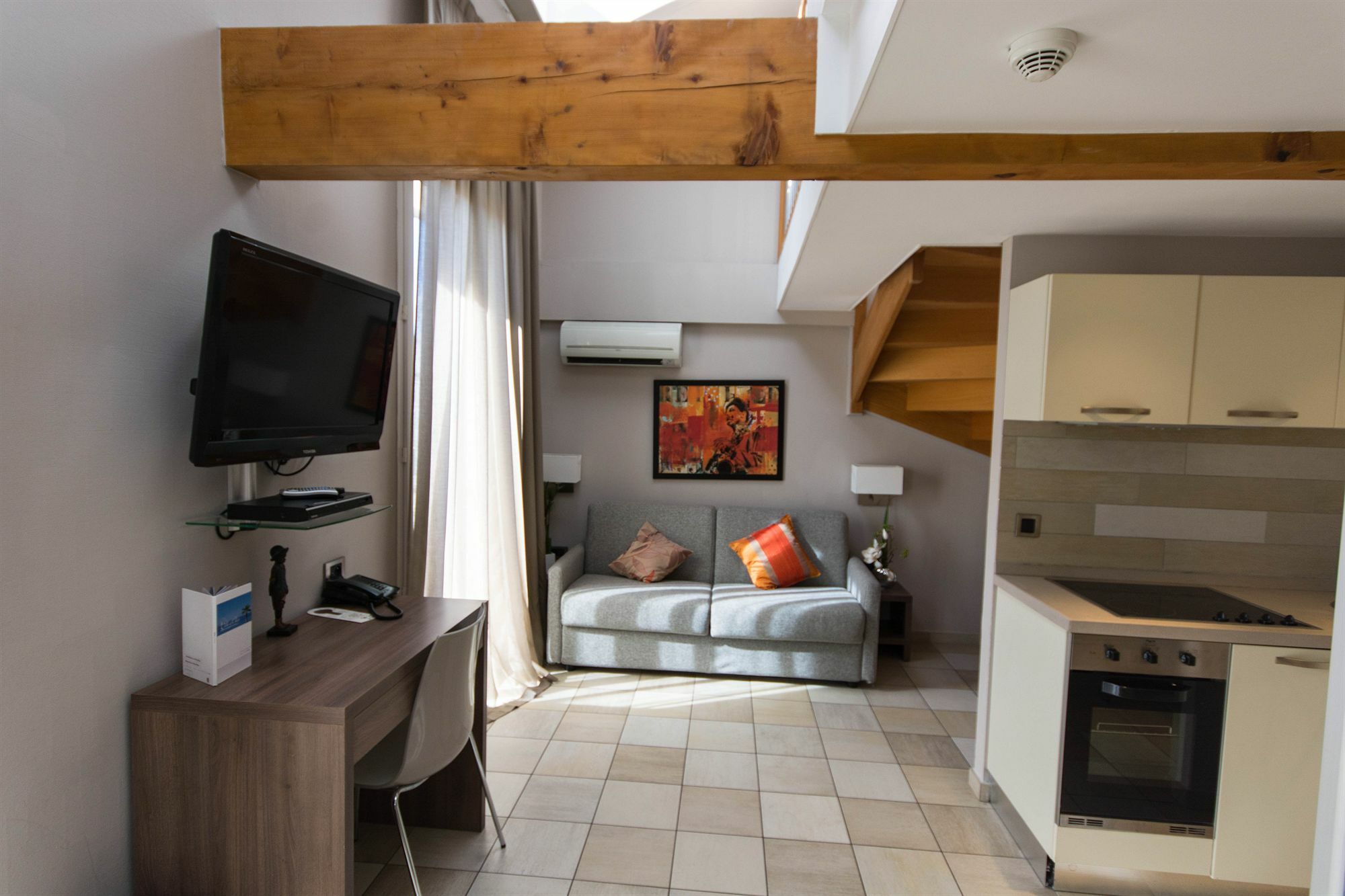 Hotel Villa D'Elsa 주앙레핑 외부 사진