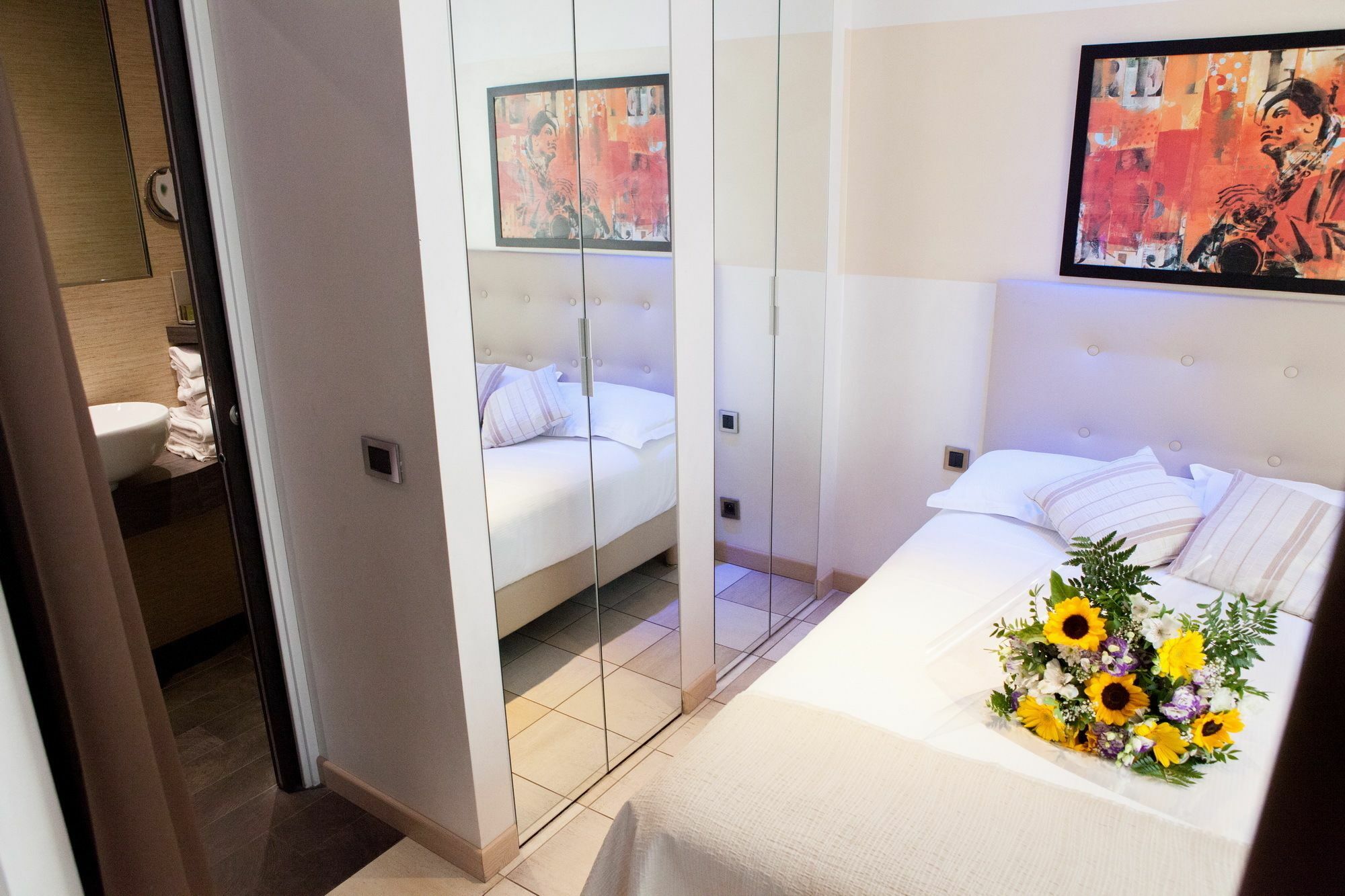 Hotel Villa D'Elsa 주앙레핑 외부 사진